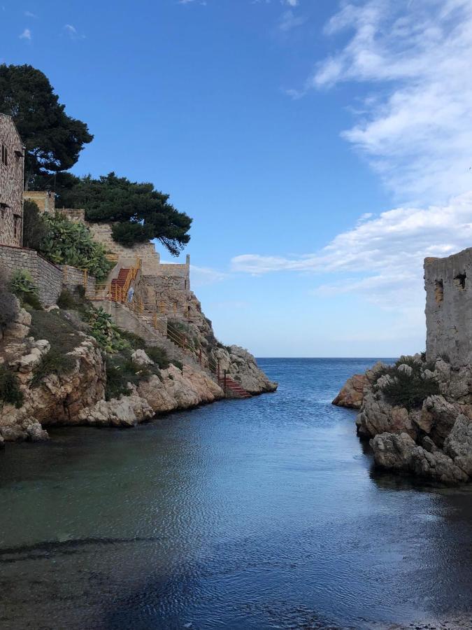 Casa Vacanze Da Maurizio Санта-Флавия Экстерьер фото